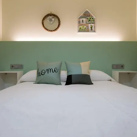 Apartament Midhouse *