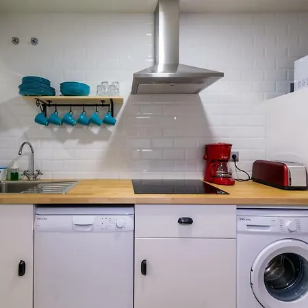Apartament Midhouse *