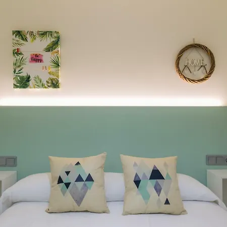Apartament Midhouse *