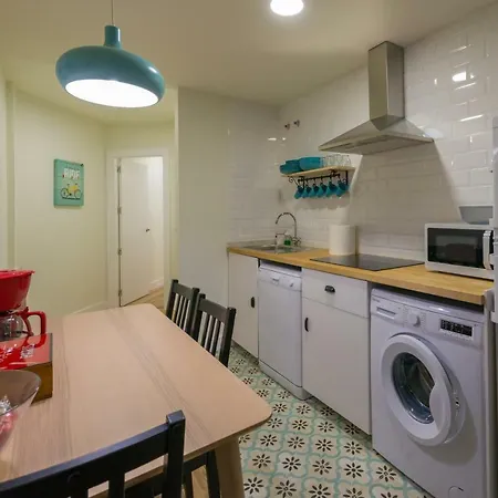 Apartament Midhouse *